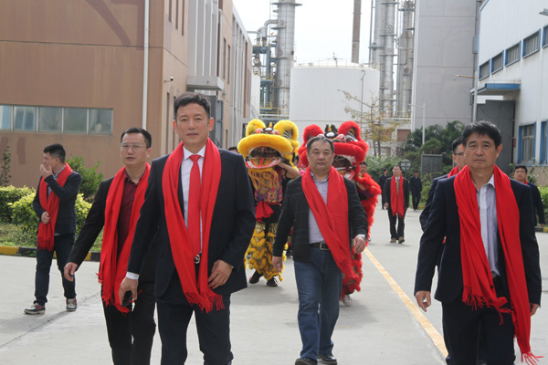 千秋偉業(yè)添錦繡 萬里鵬程展宏圖 —— 常青樹舞獅獻(xiàn)瑞賀新春，歡天喜地迎開工！